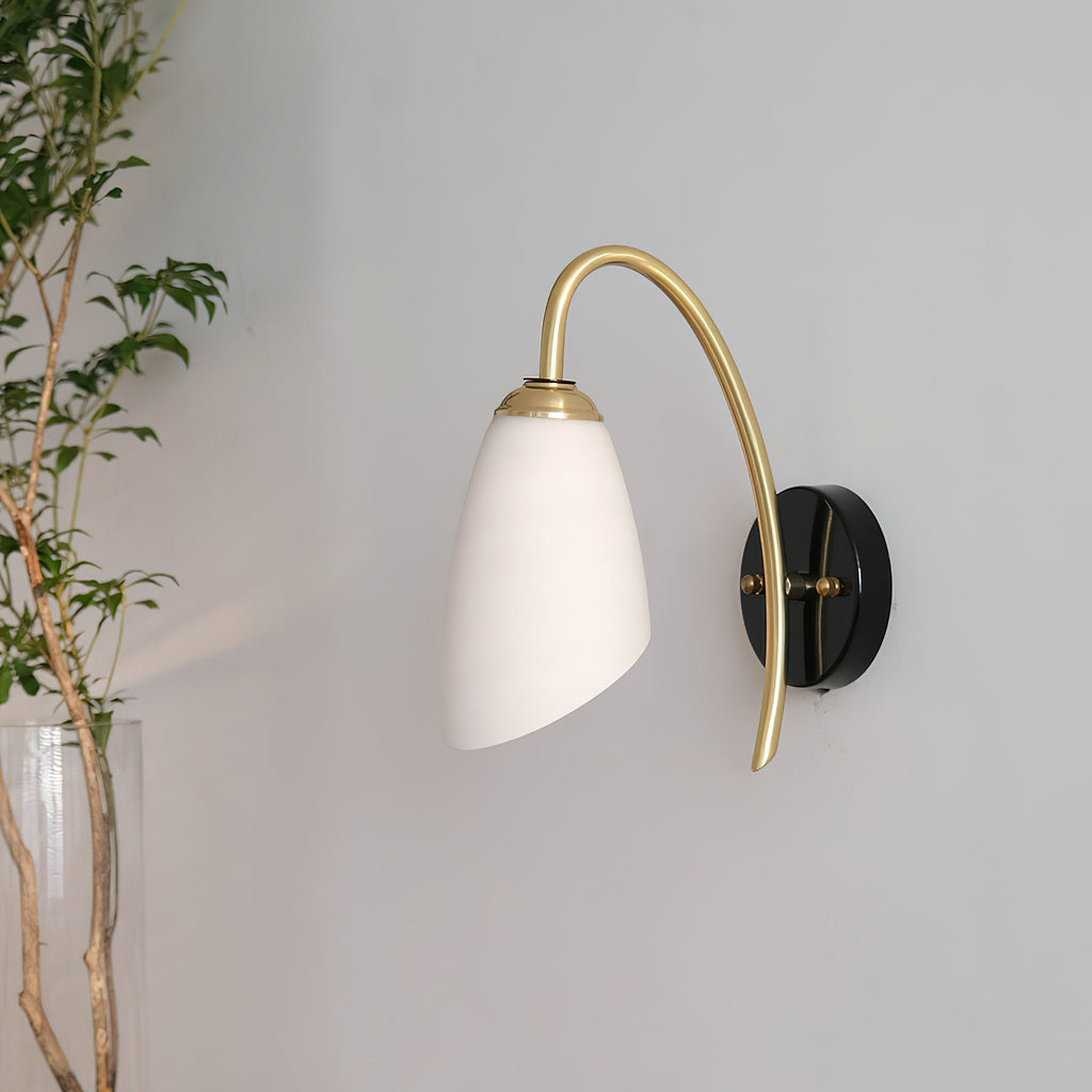 Hector Wall Lamp