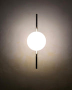 Levita Wall Lamp