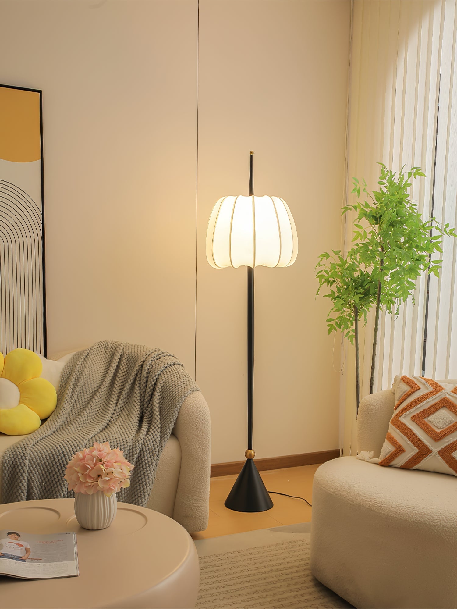 Liana Floor Lamp