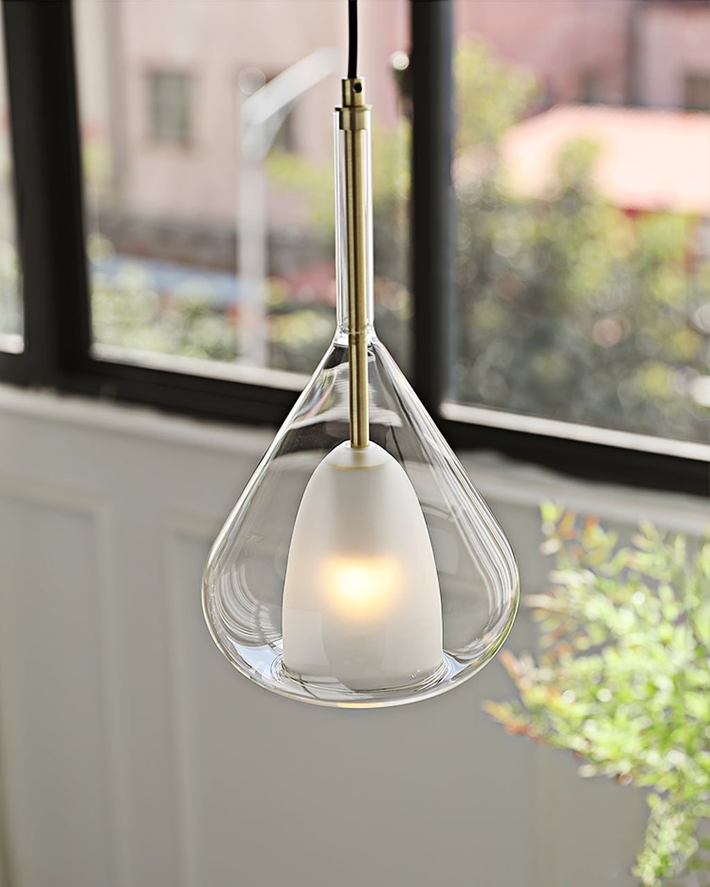 Lila Pendant Lamp