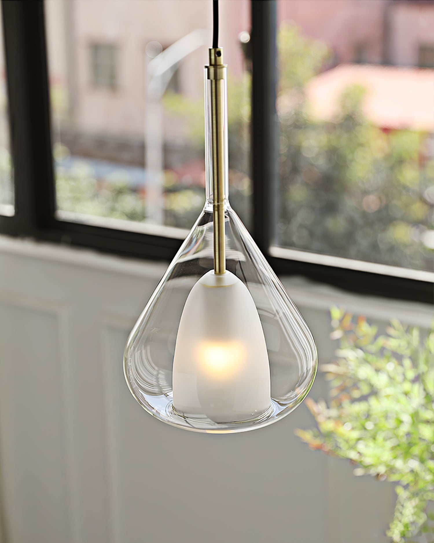 Lila Pendant Lamp
