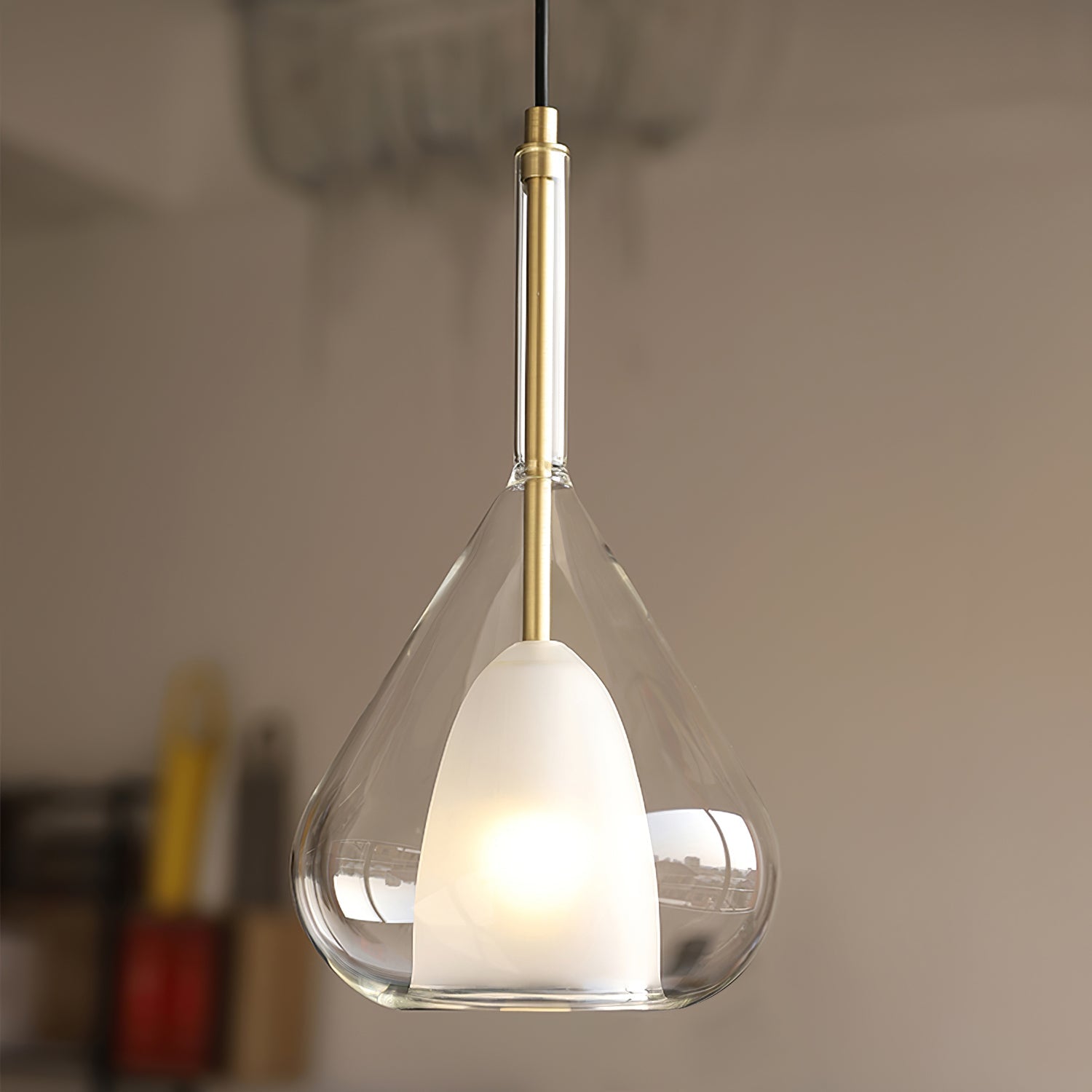 Lila Pendant Lamp
