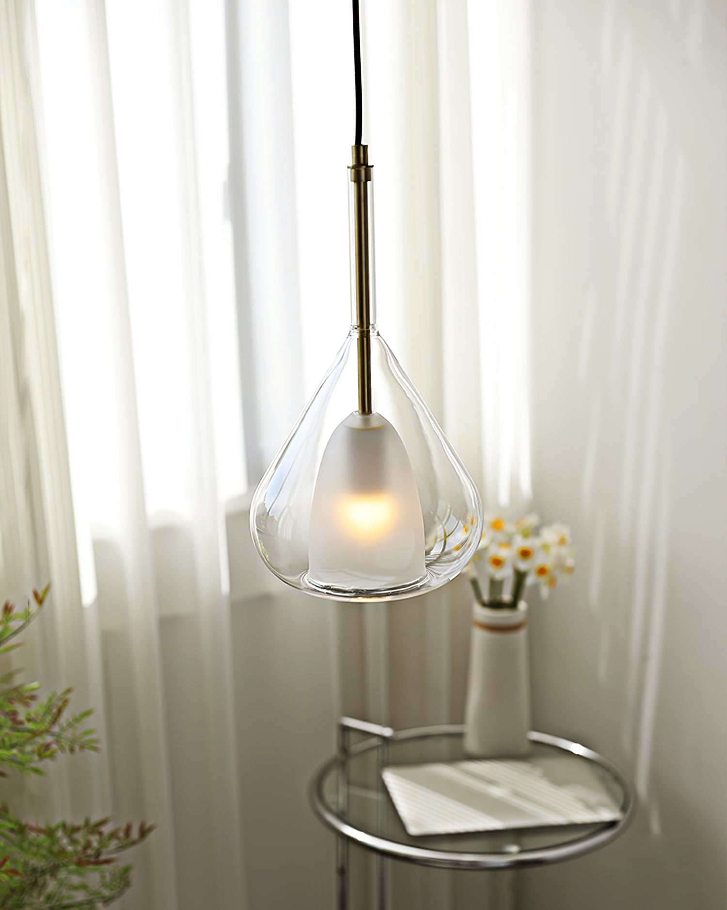 Lila Pendant Lamp