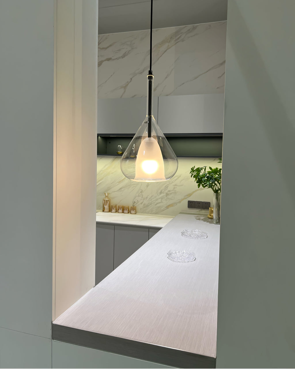 Lila Pendant Lamp