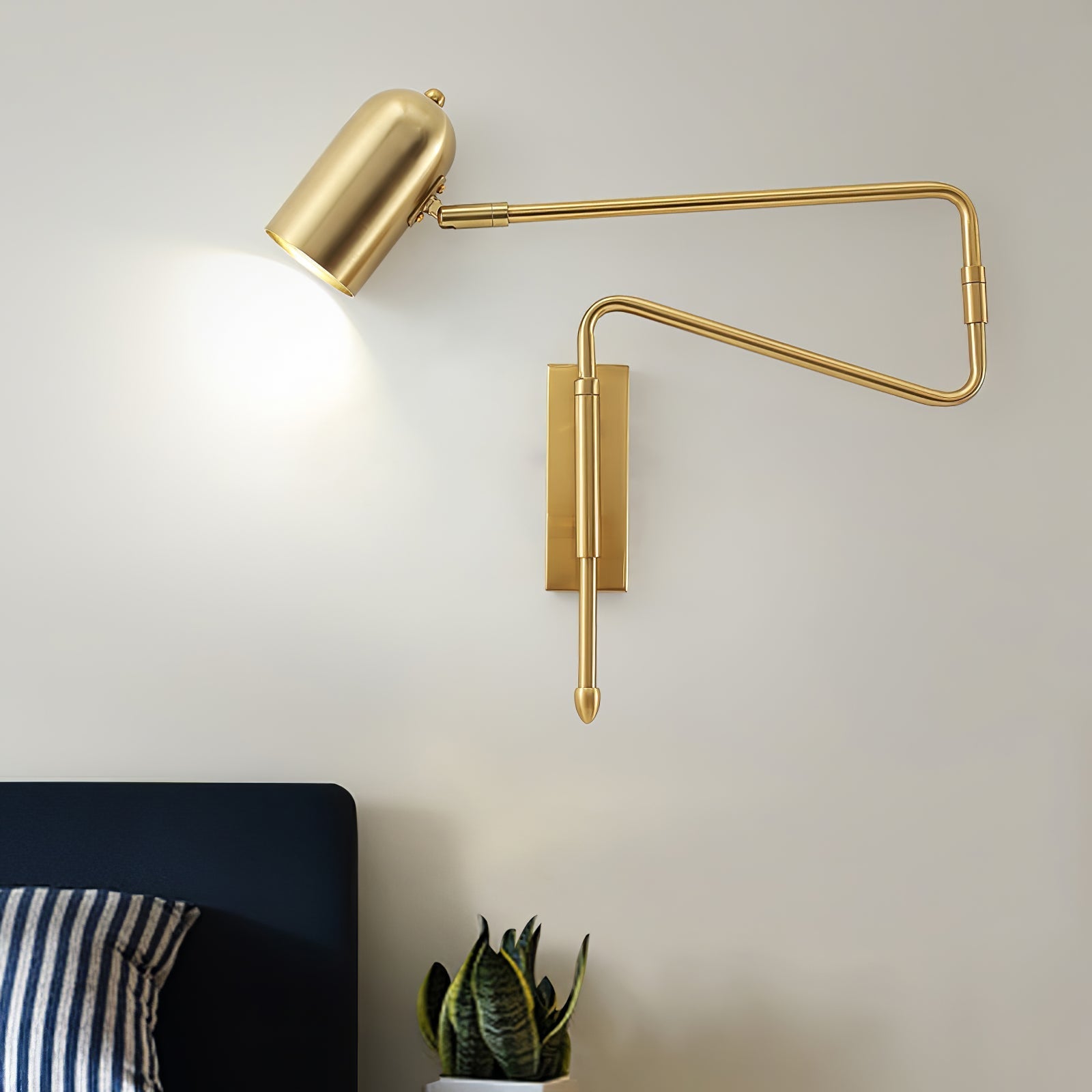Long Arm Rotating Wall Lamp
