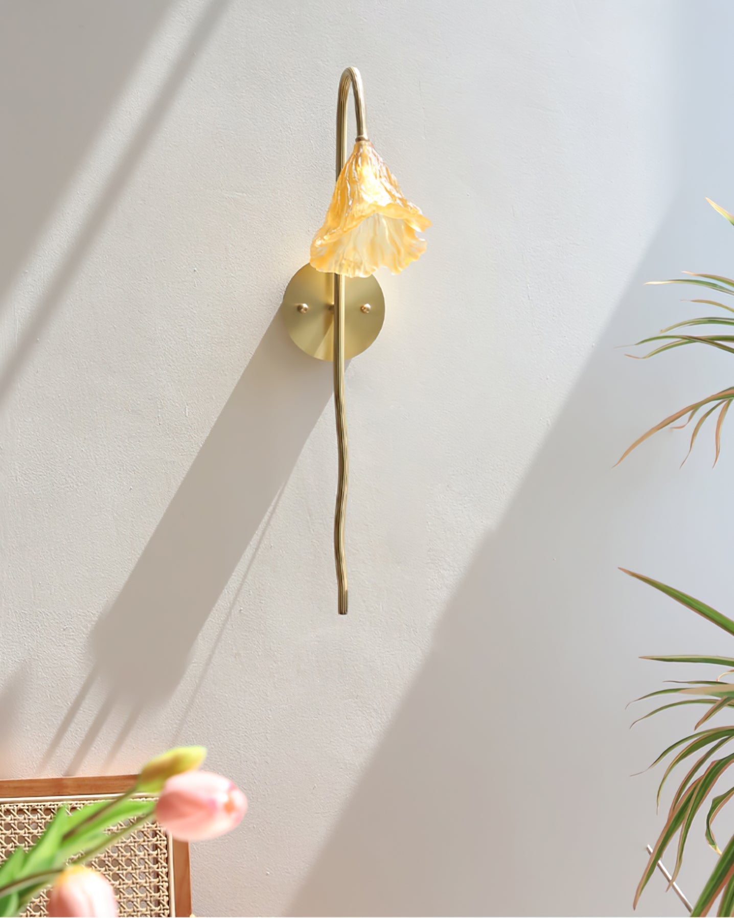 Lotus Amber Wall Sconce
