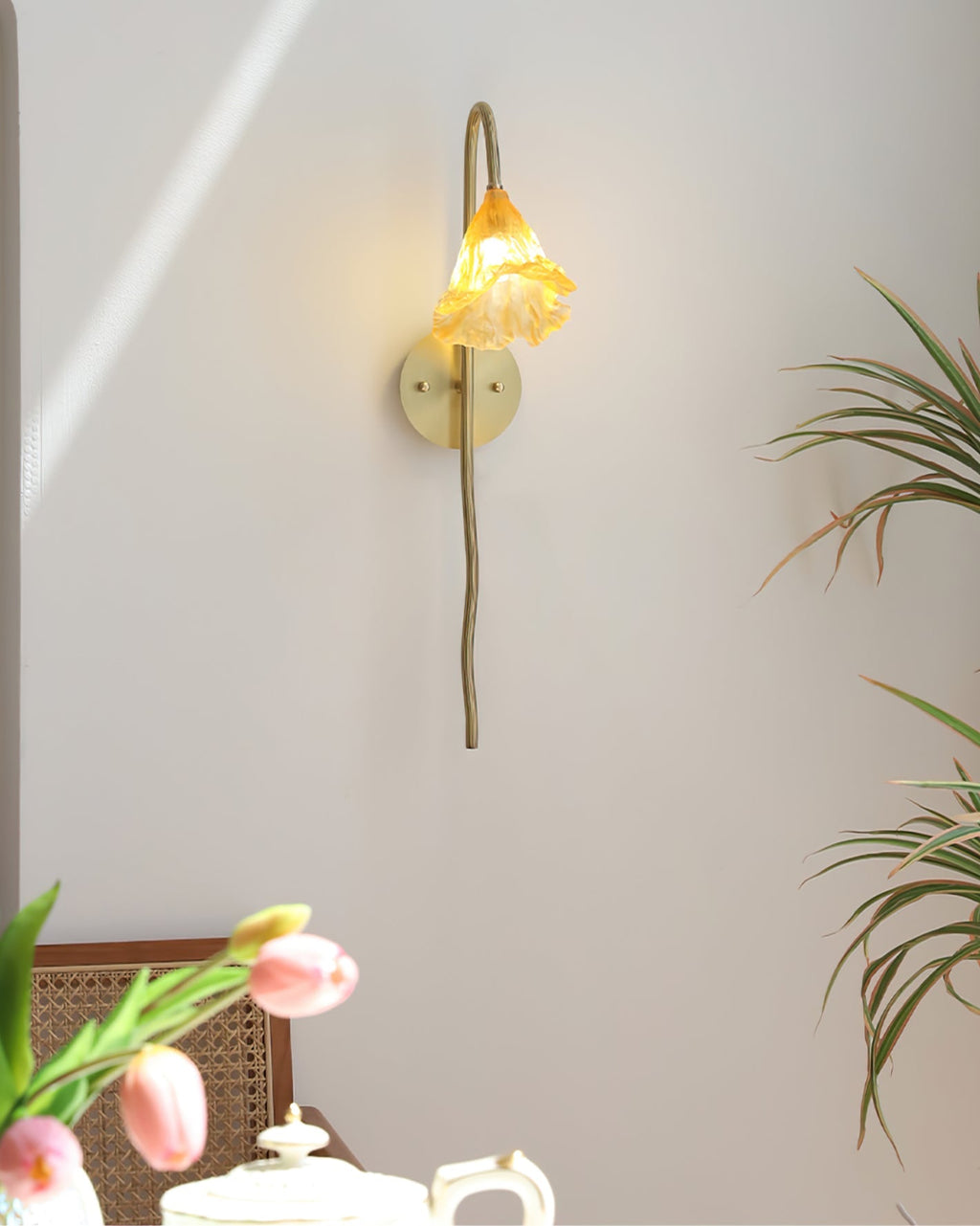 Lotus Amber Wall Sconce