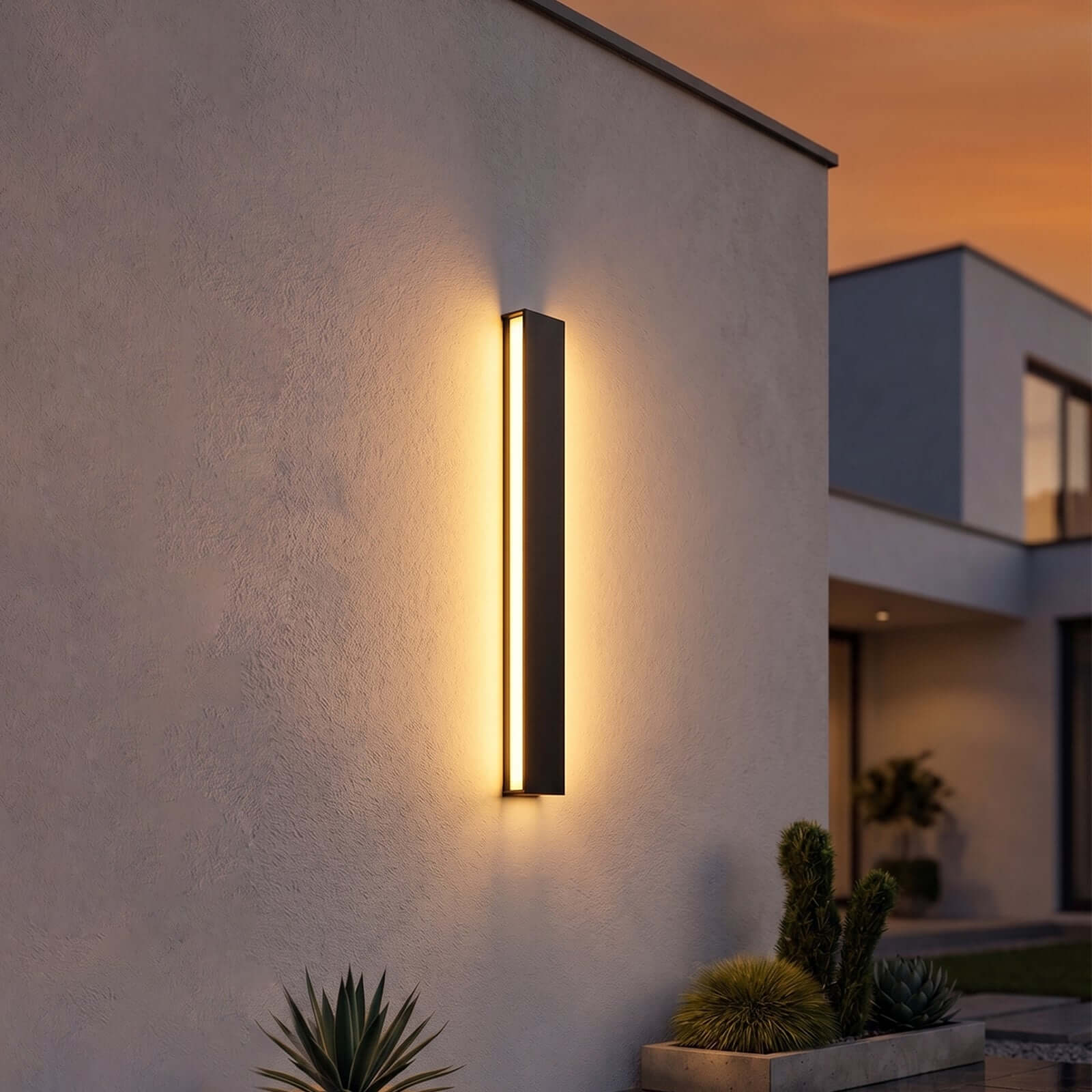 Lunvex Wall Light