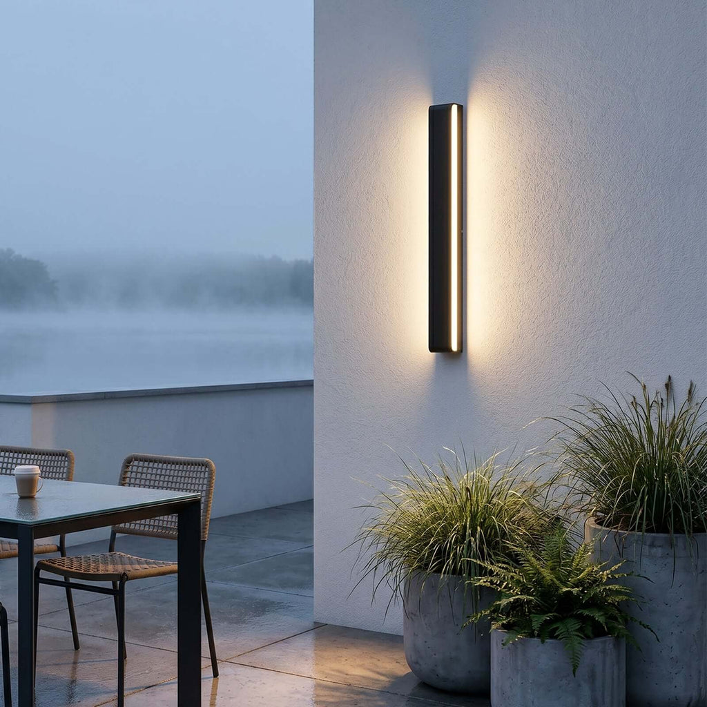 Lunvex Wall Light