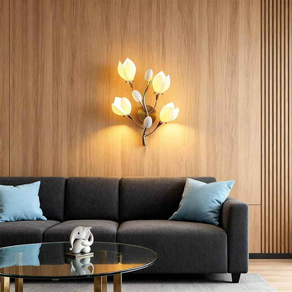 Magnolia Wall Lamp