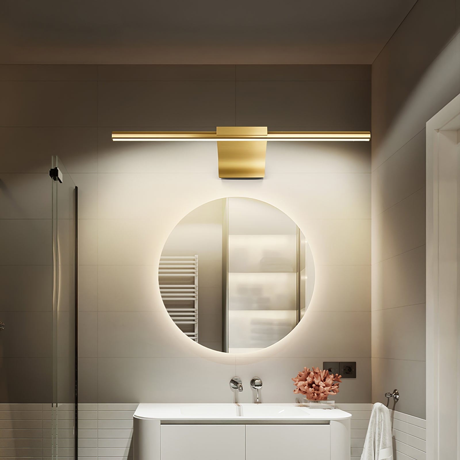 Metallic Streamlined Wall Light