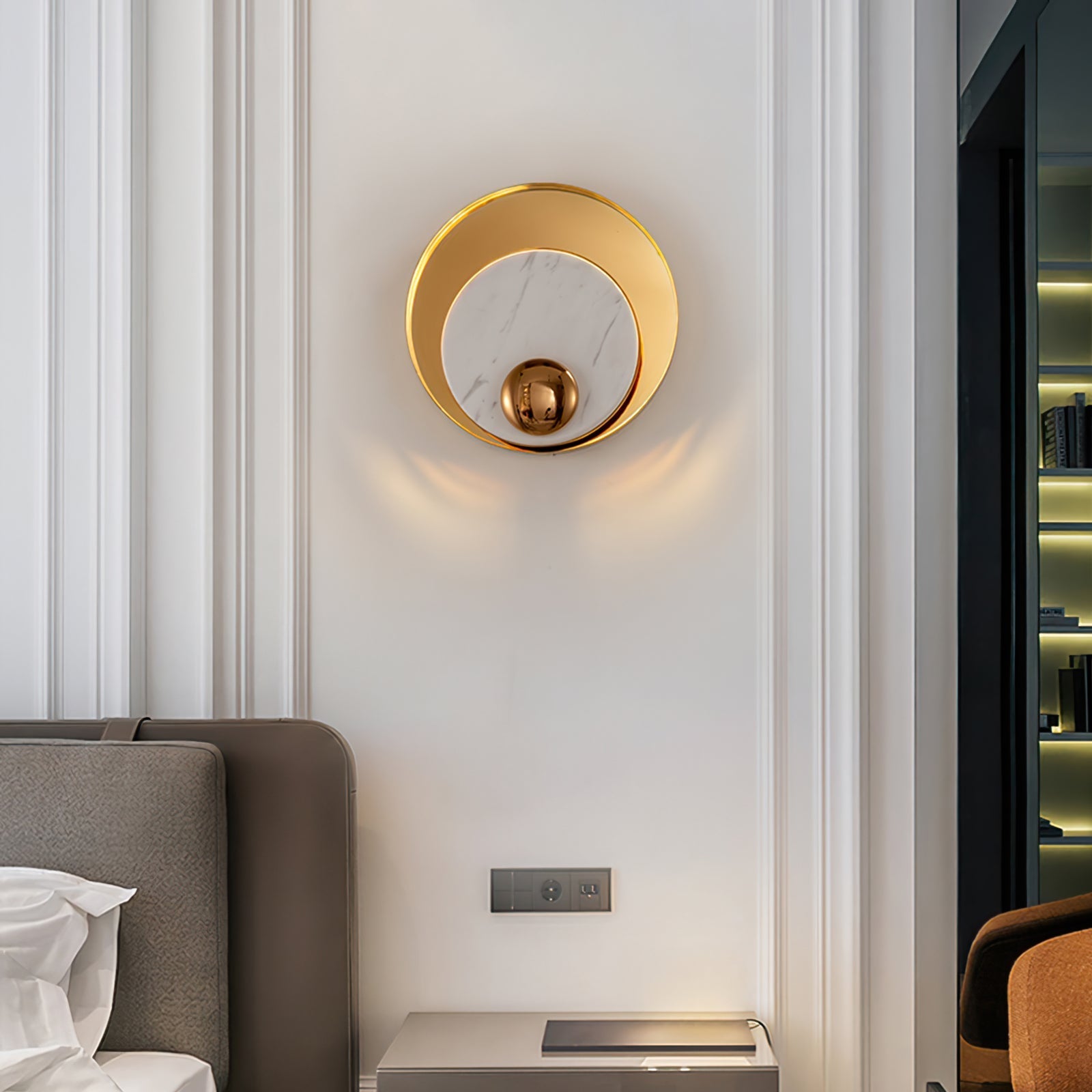 Metamorphosis Wall Lamp