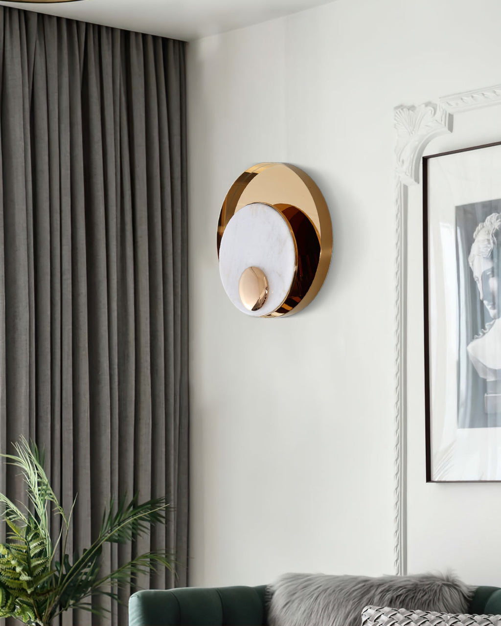 Metamorphosis Wall Lamp