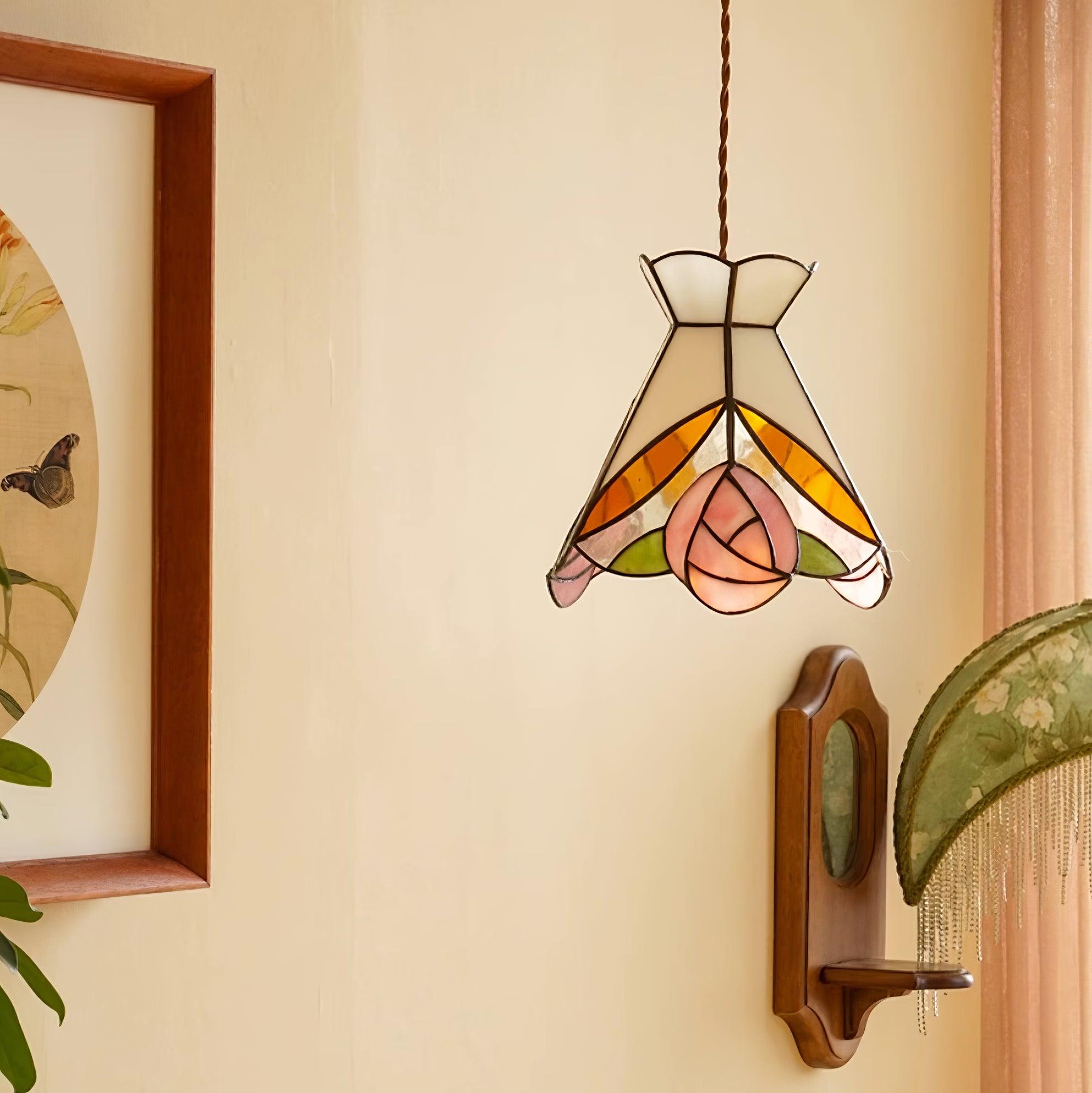 Rosebud Tiffany Pendant Lamp