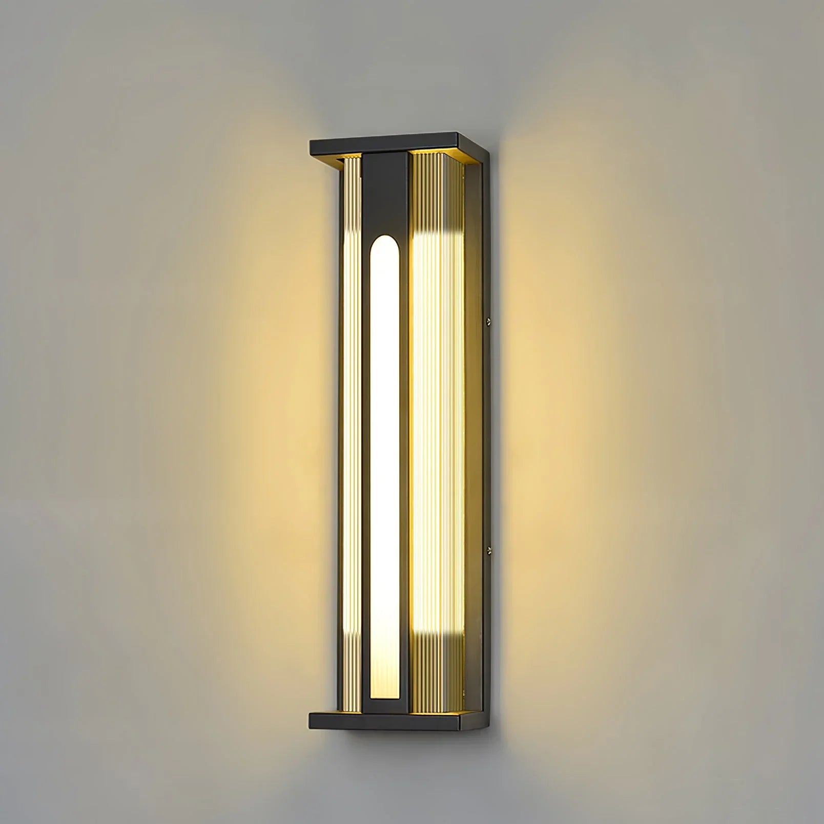 Modern Bellamy Flair Outdoor Wall Lamp