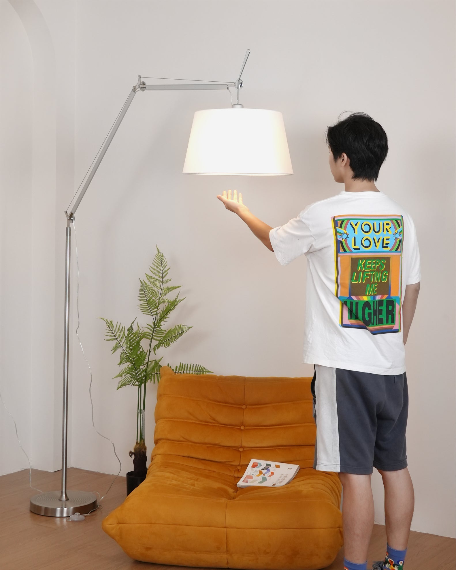 Modern Classic Floor Lamp