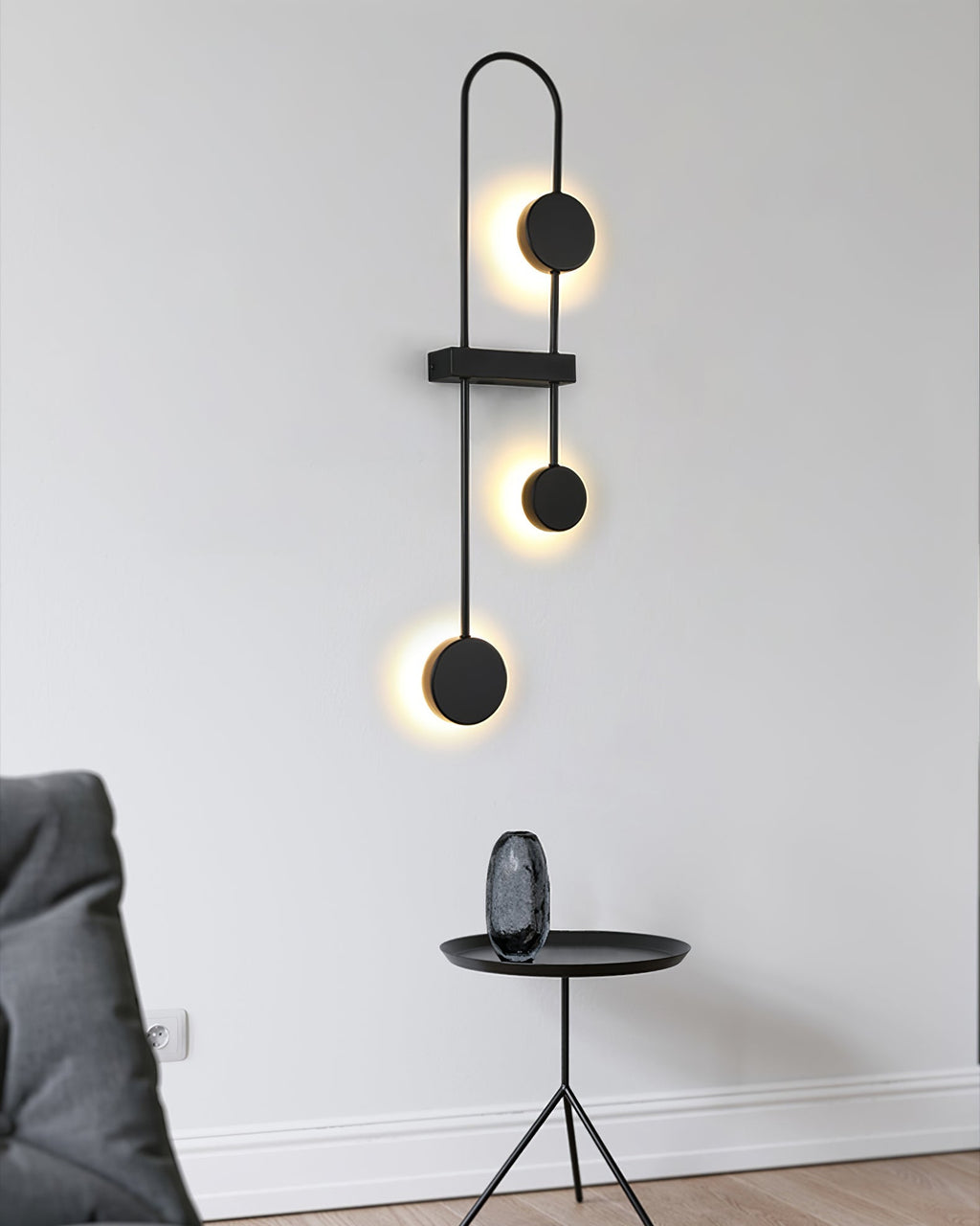 Molecular Wall Lamp