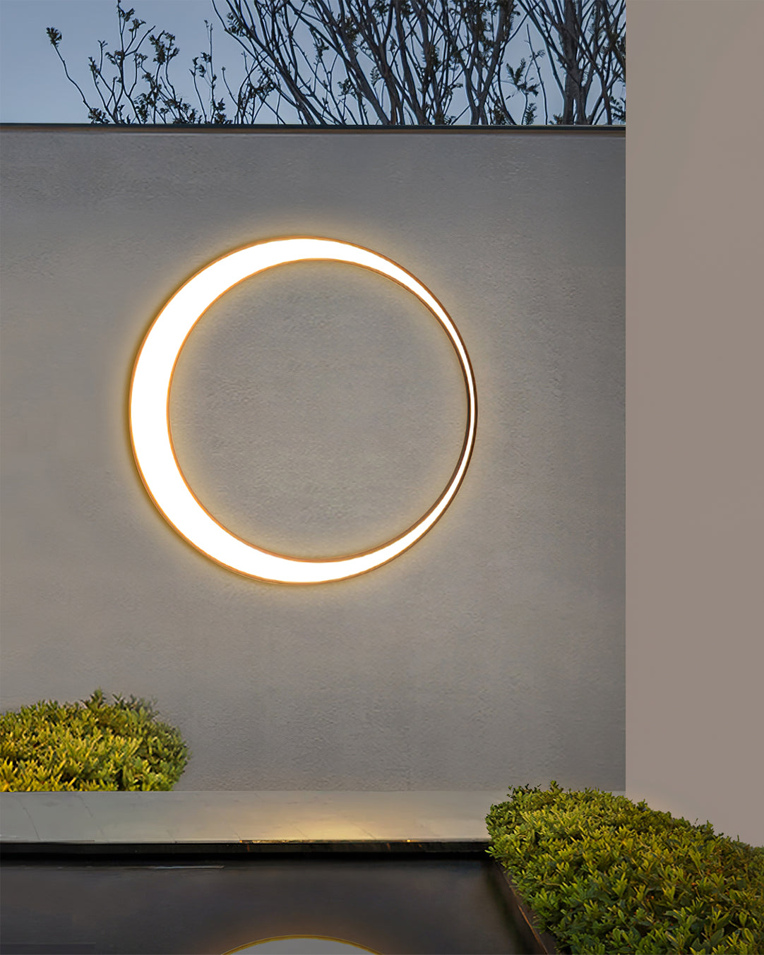 Moon Solar Outdoor Wall Lamp