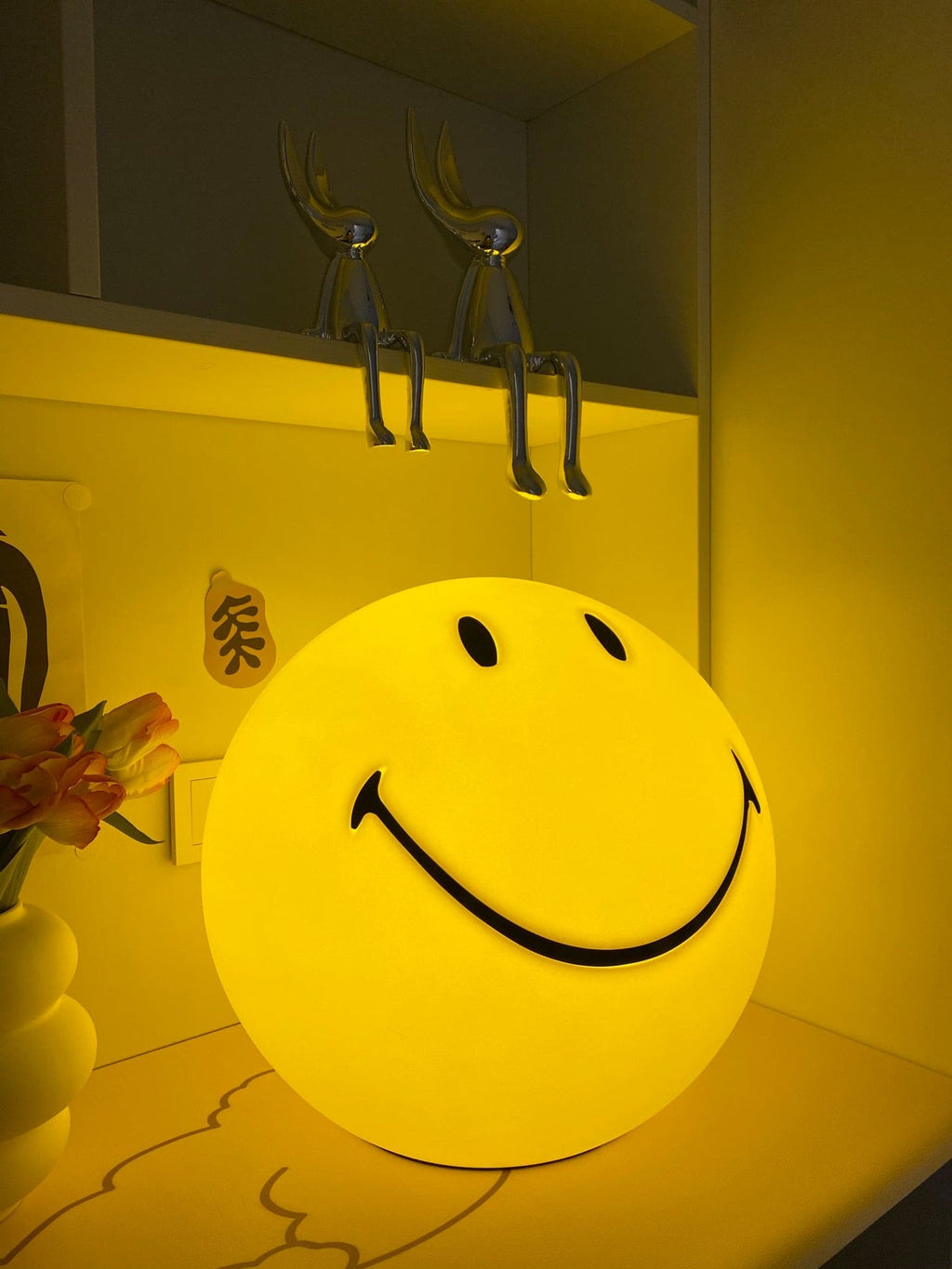 Smiley Table Lamp
