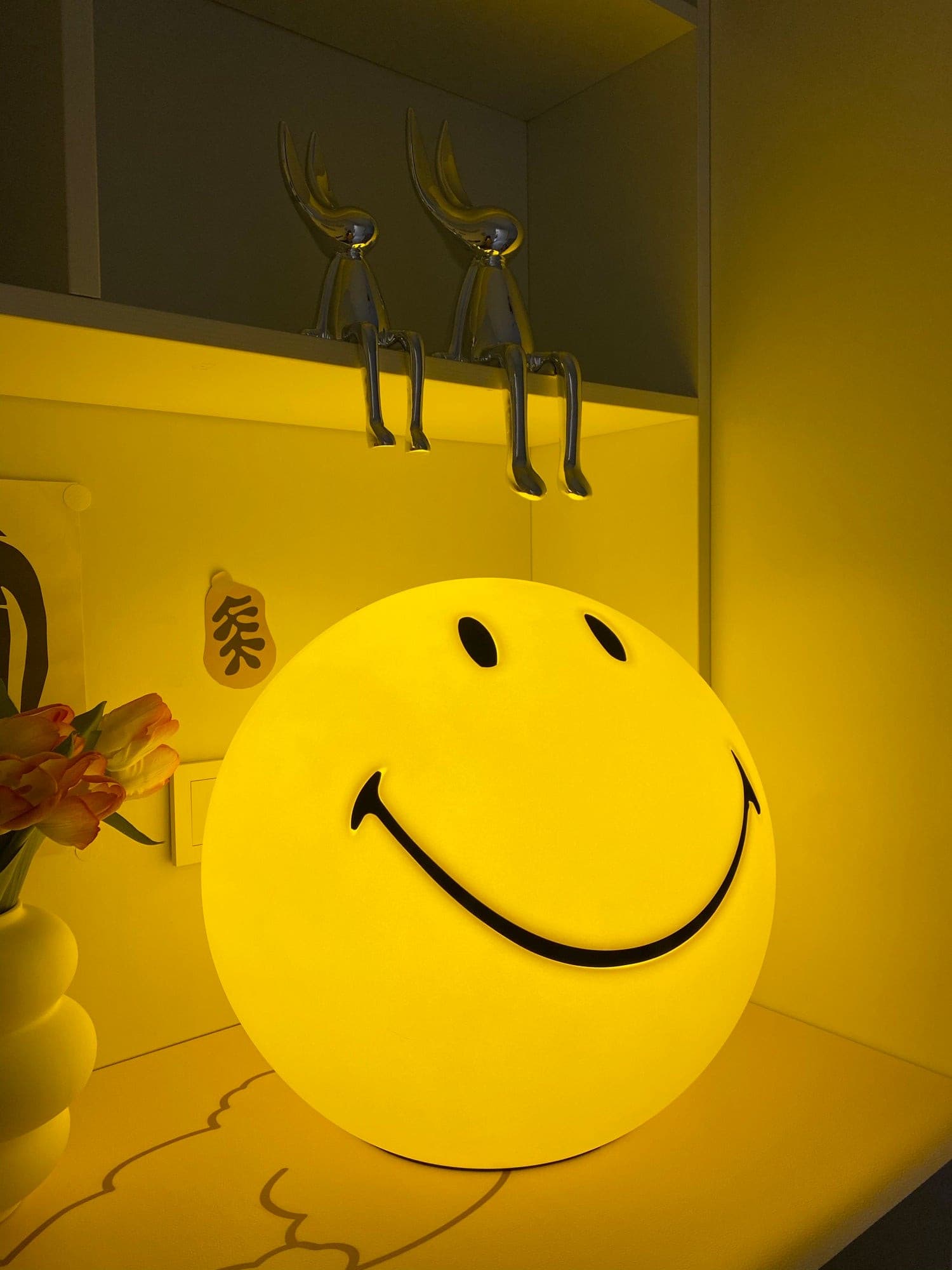 Smiley Table Lamp