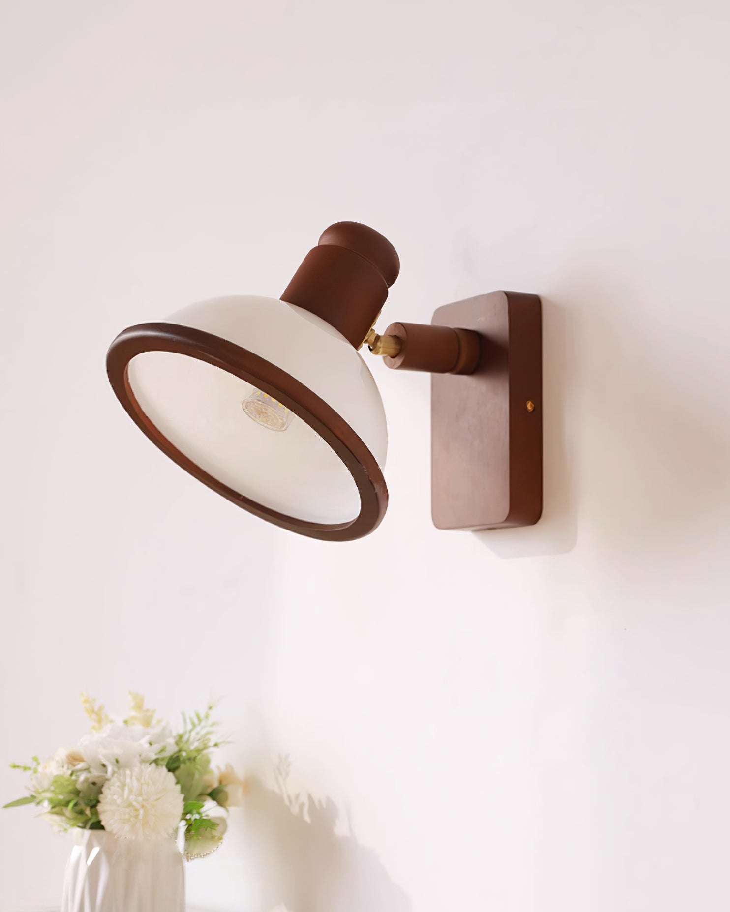 Girona Mia Wall Lamp