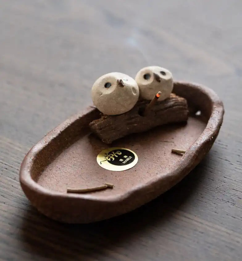 Shigaraki Ware Handmade Rustic Ceramic Owl Incense Holder