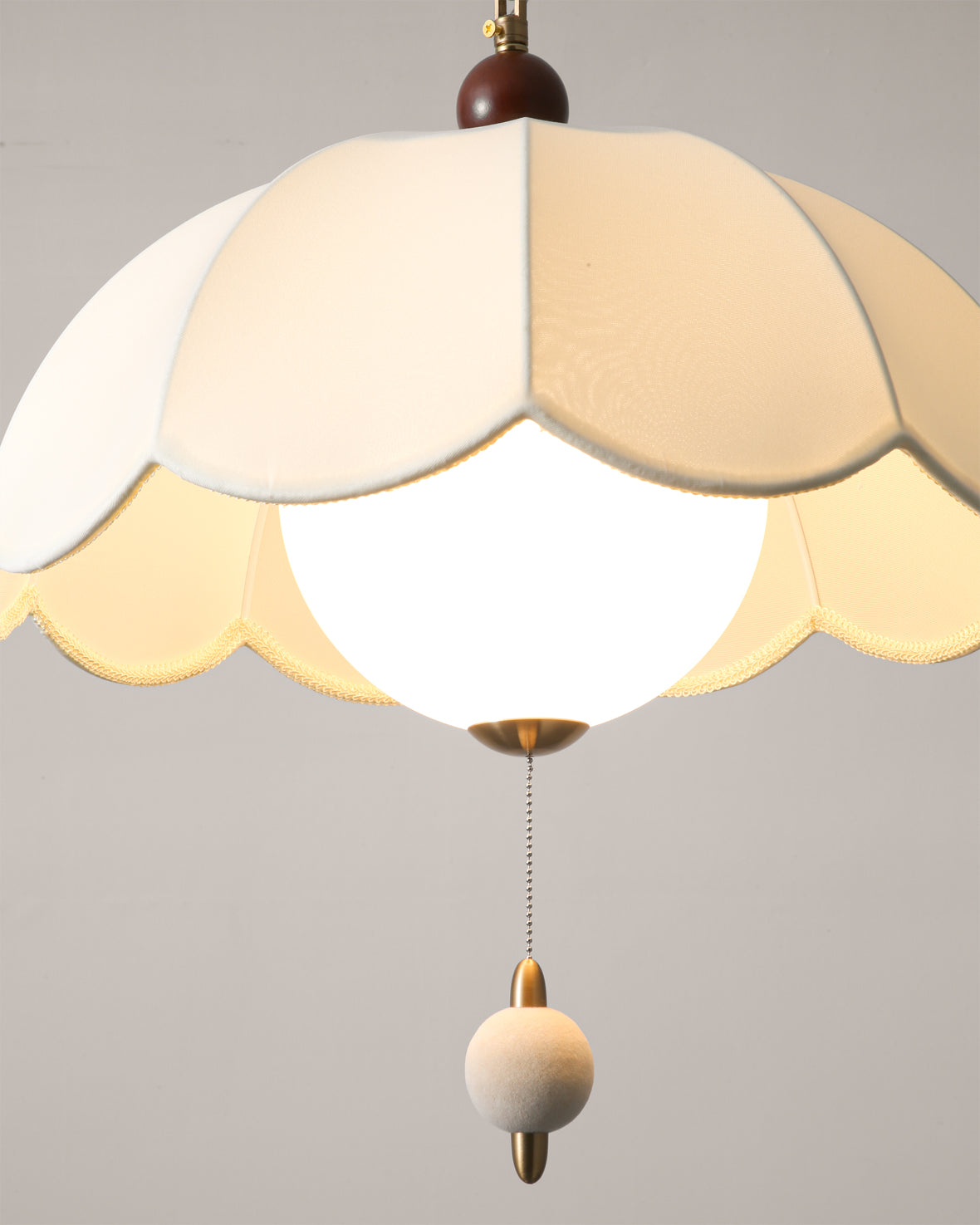 Oriente Pendant Light