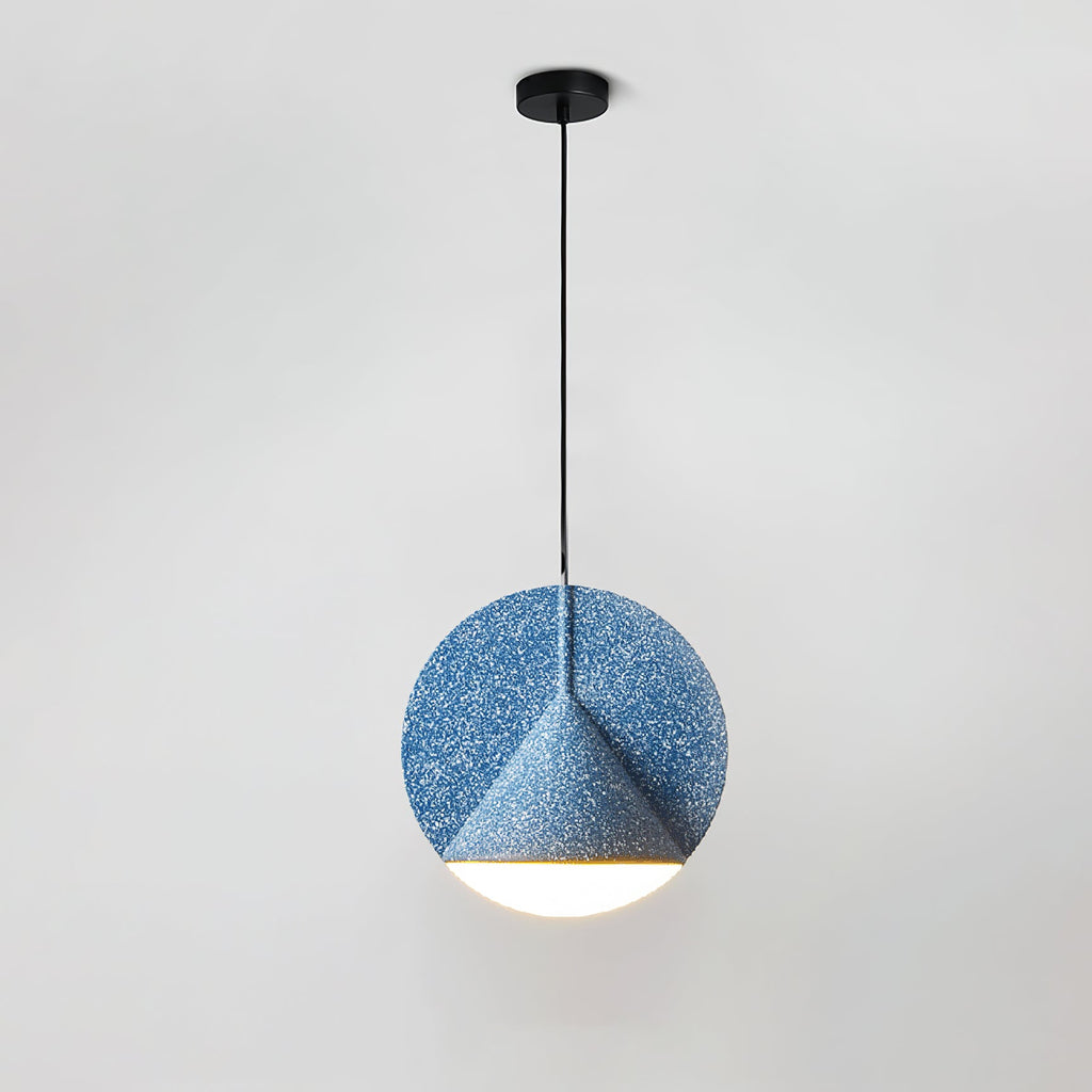 Ossa Resin Pendant Lamp