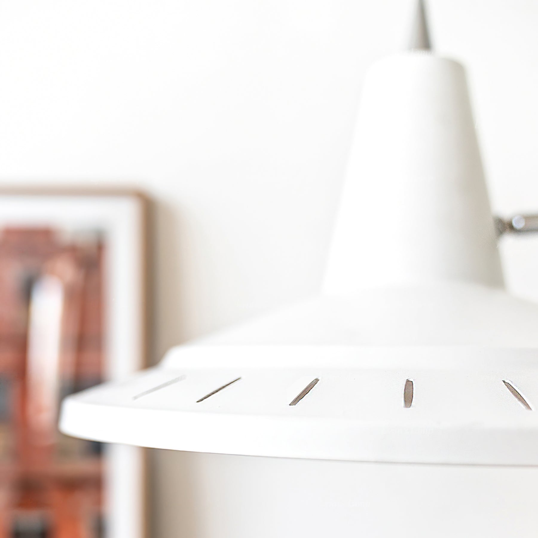 Paperclip Elbow Wall Lamp