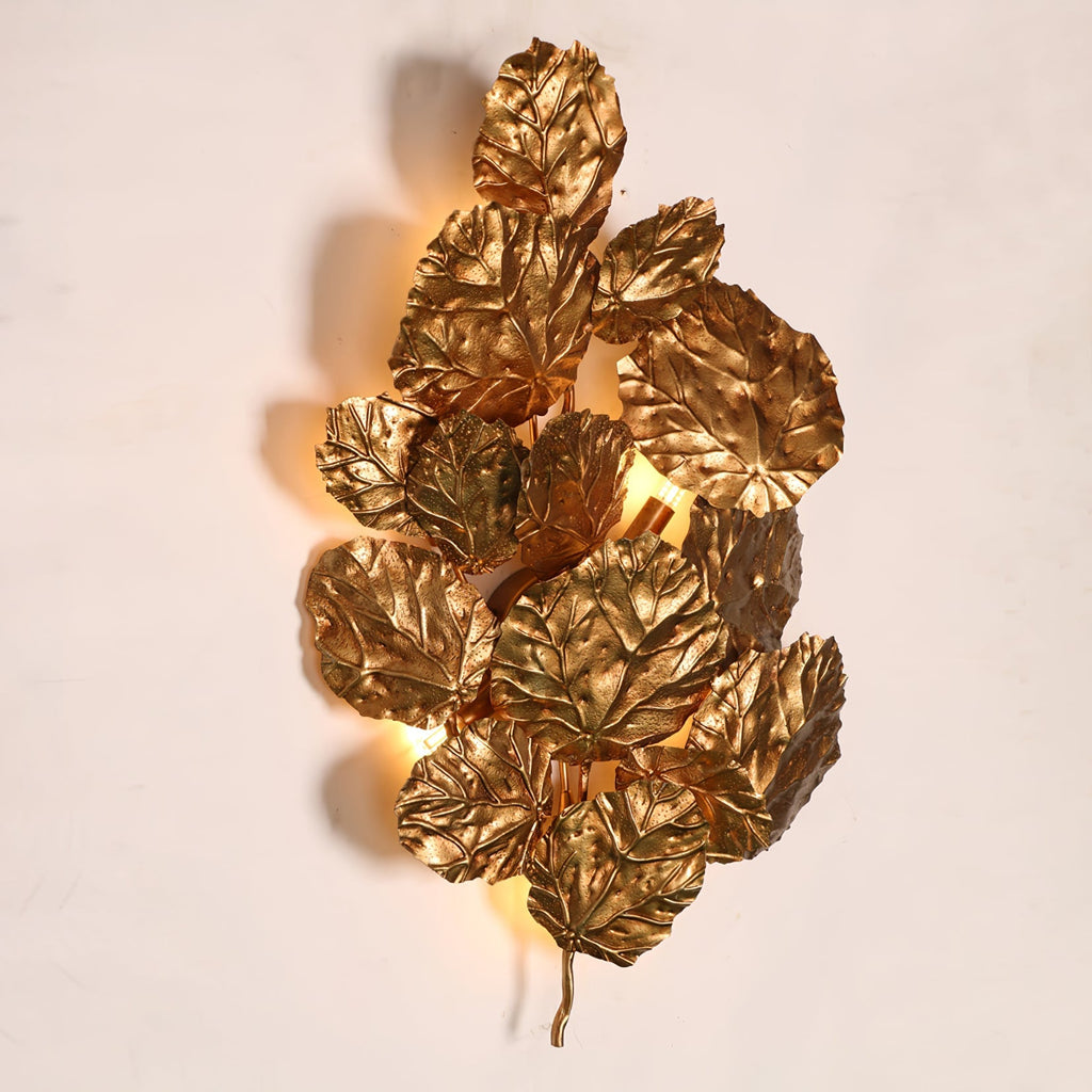 Pathleaf Heap Wall Lamp