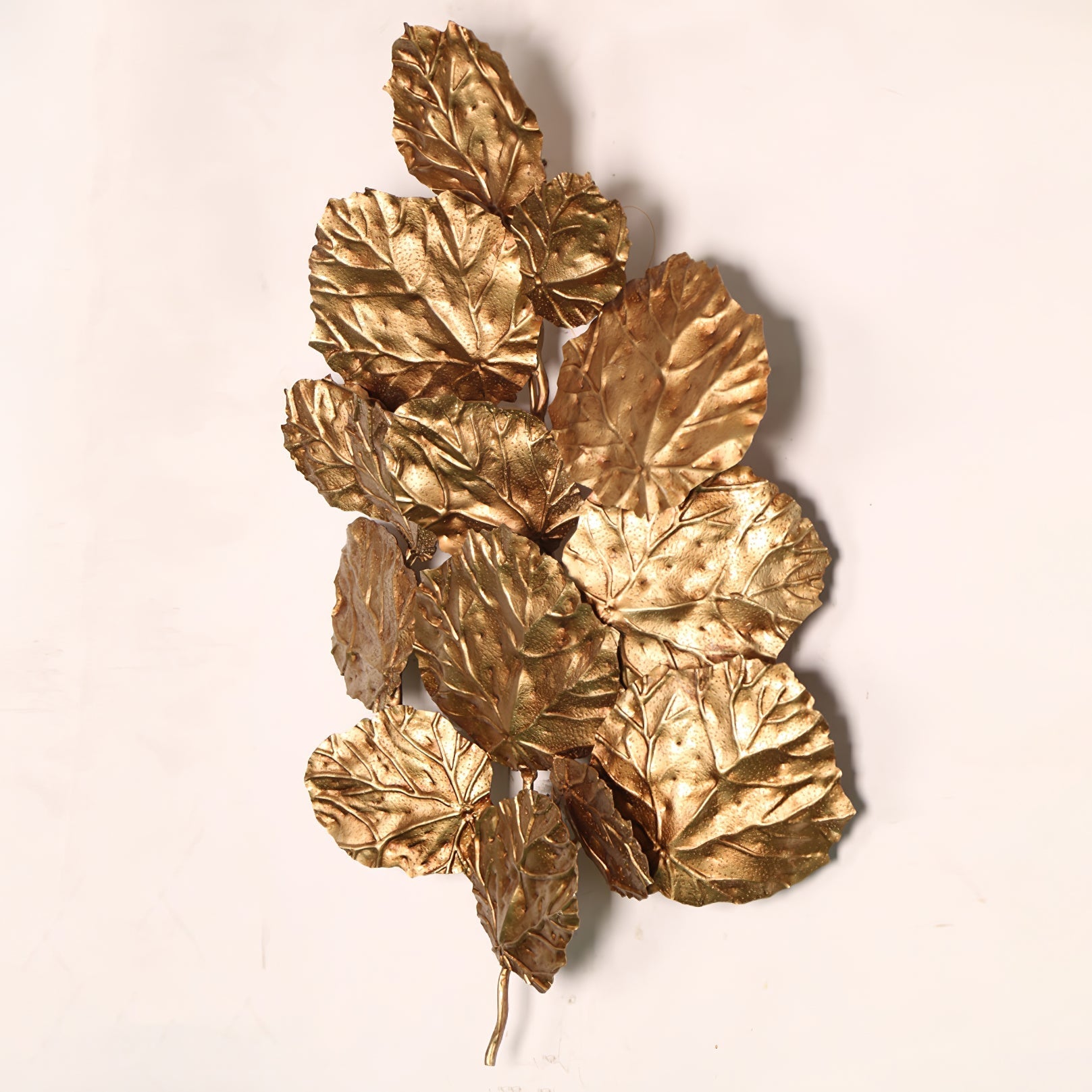 Pathleaf Heap Wall Lamp