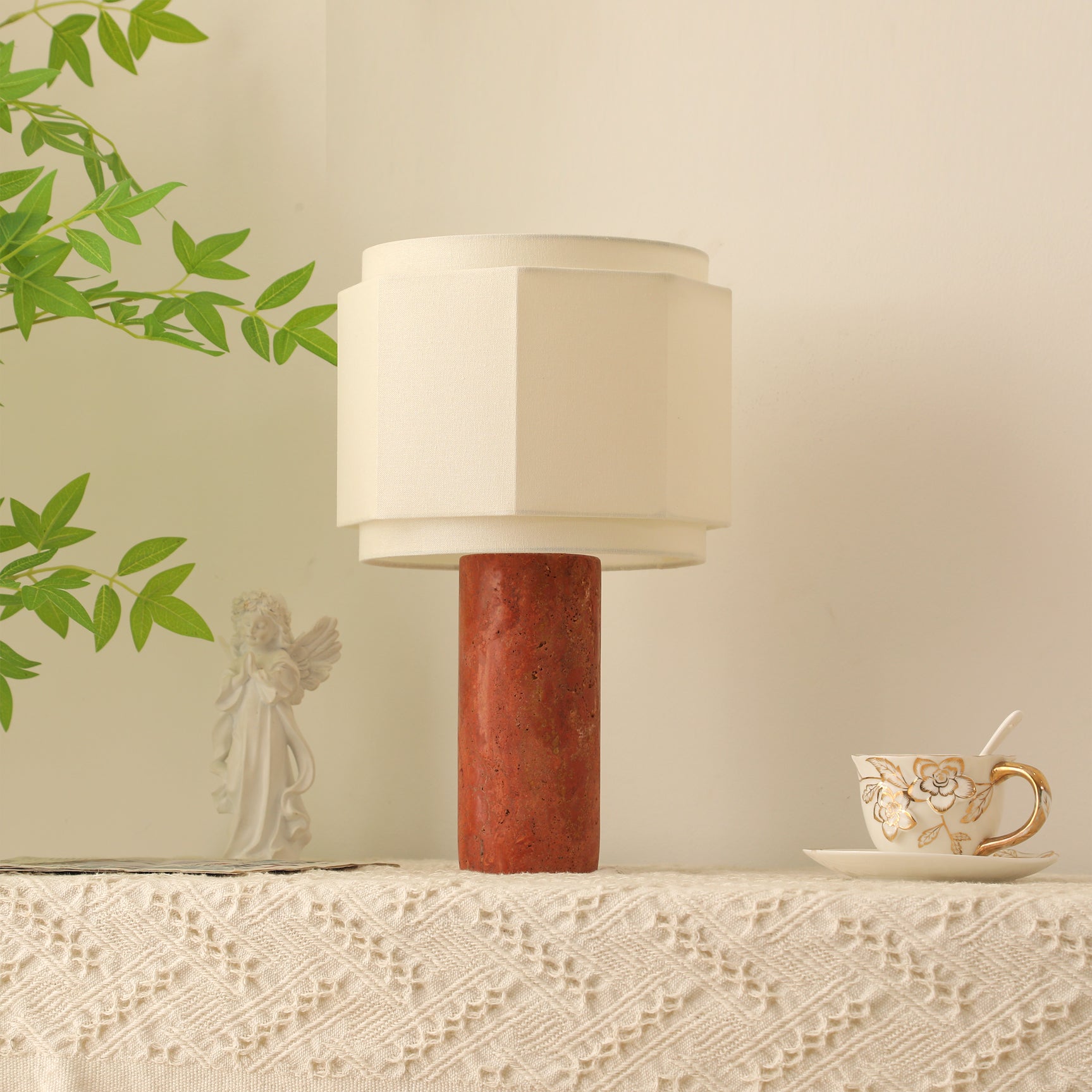 Pipito Table Lamp