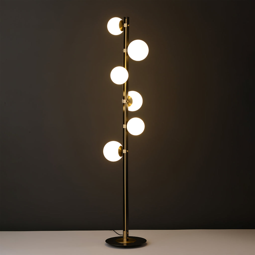 Planeta Floor Lamp
