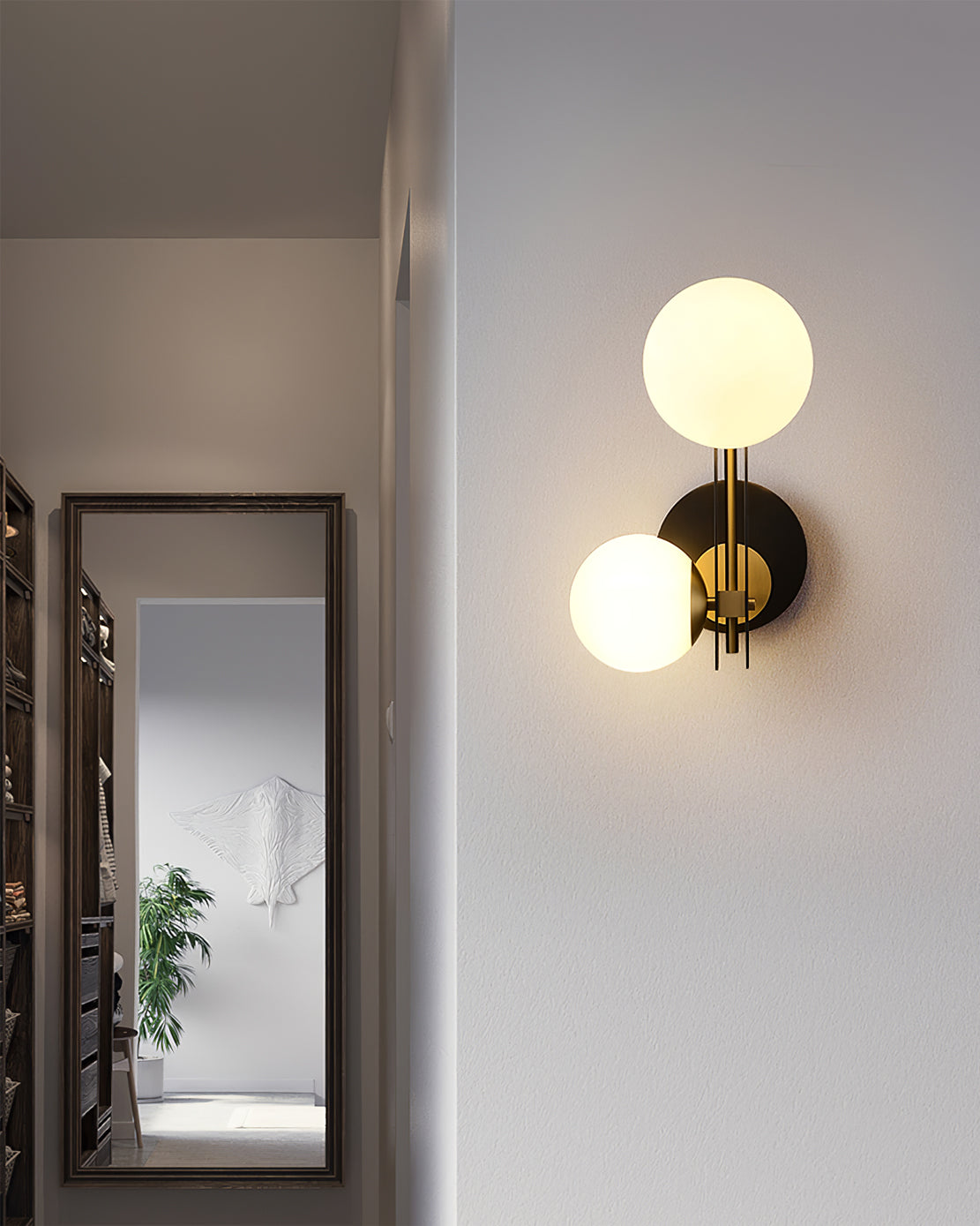 Planeta Wall Light