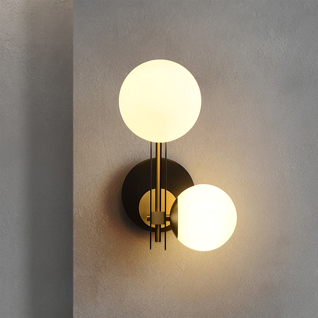 Planeta Wall Light