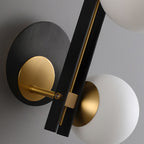 Planeta Wall Light