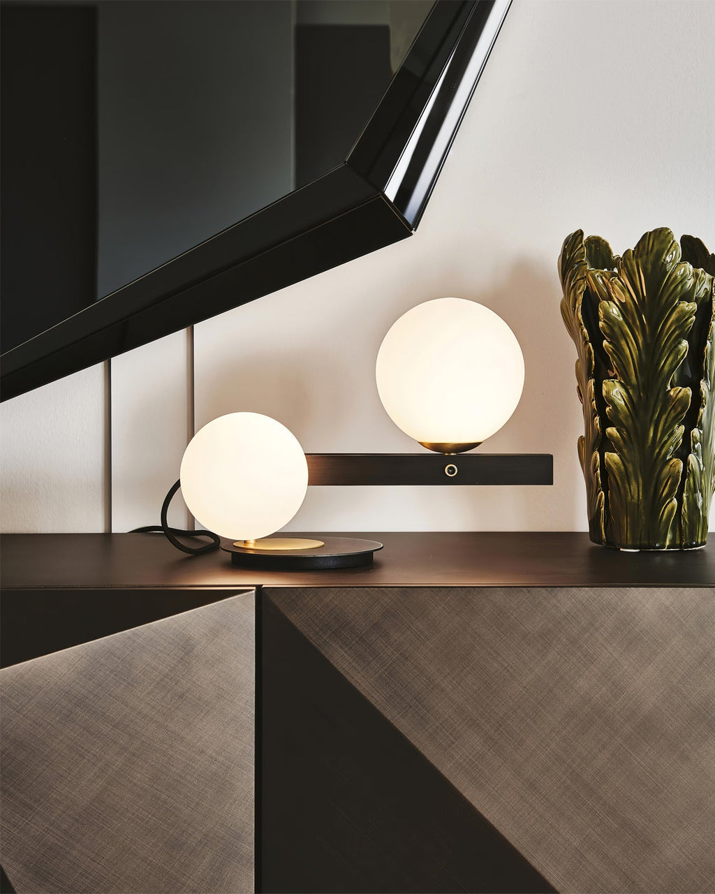 Planeta Wall Light
