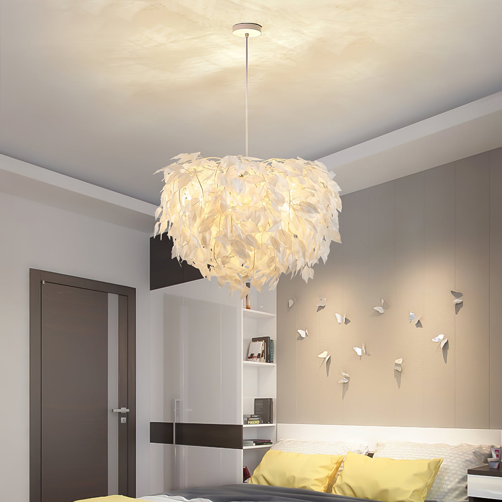 Plastic Leaves Pendant Lamp