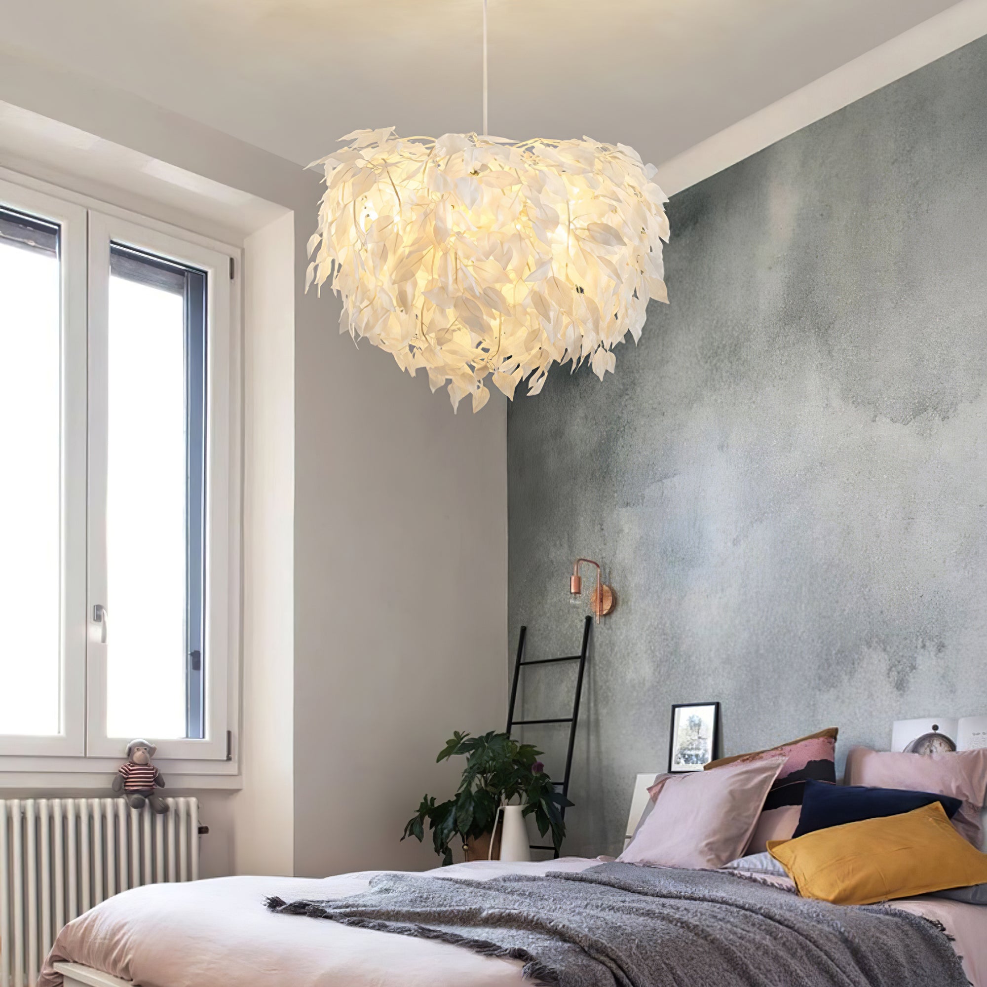 Plastic Leaves Pendant Lamp