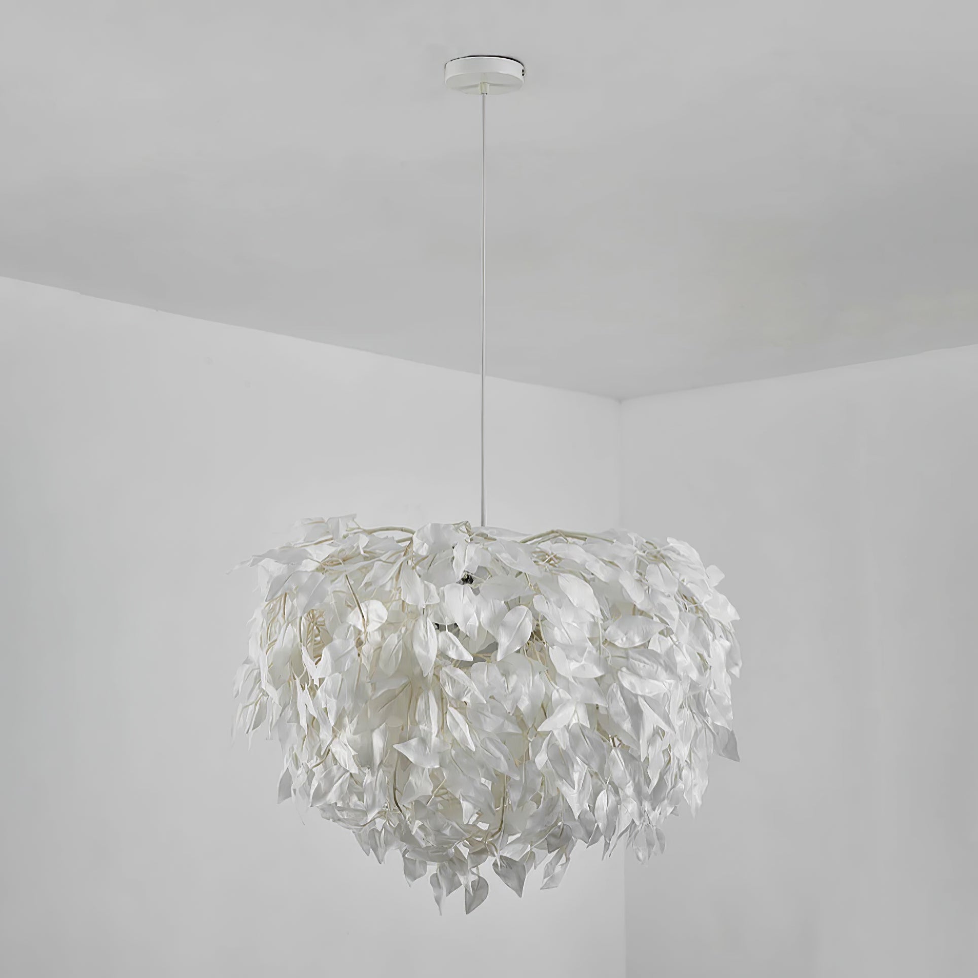 Plastic Leaves Pendant Lamp