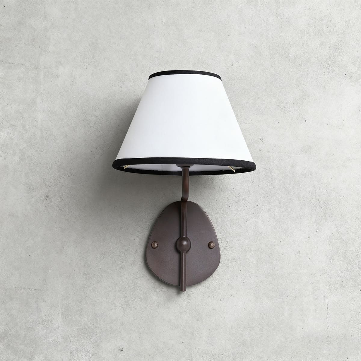 Quenira Wall Lamp