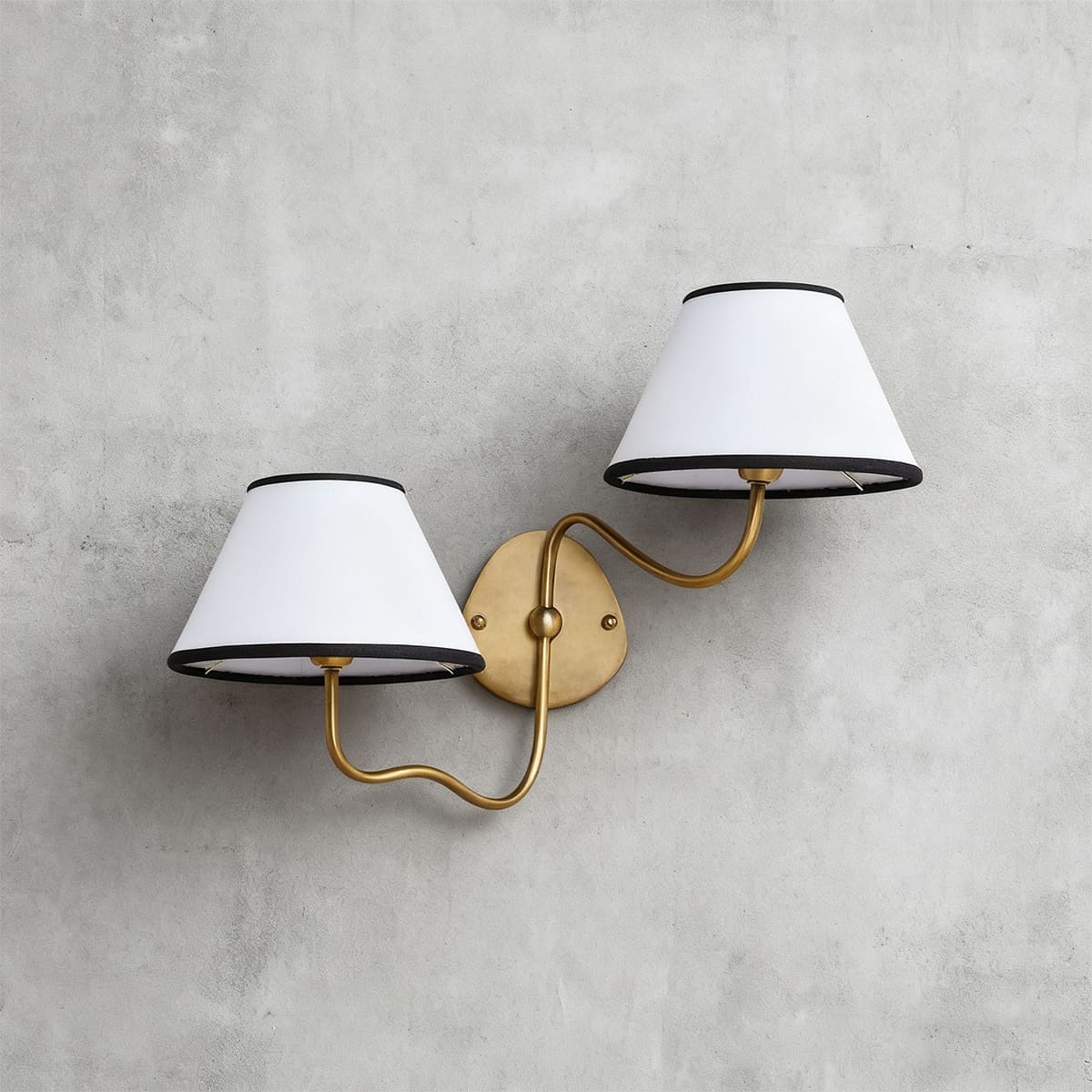 Quenira Wall Lamp
