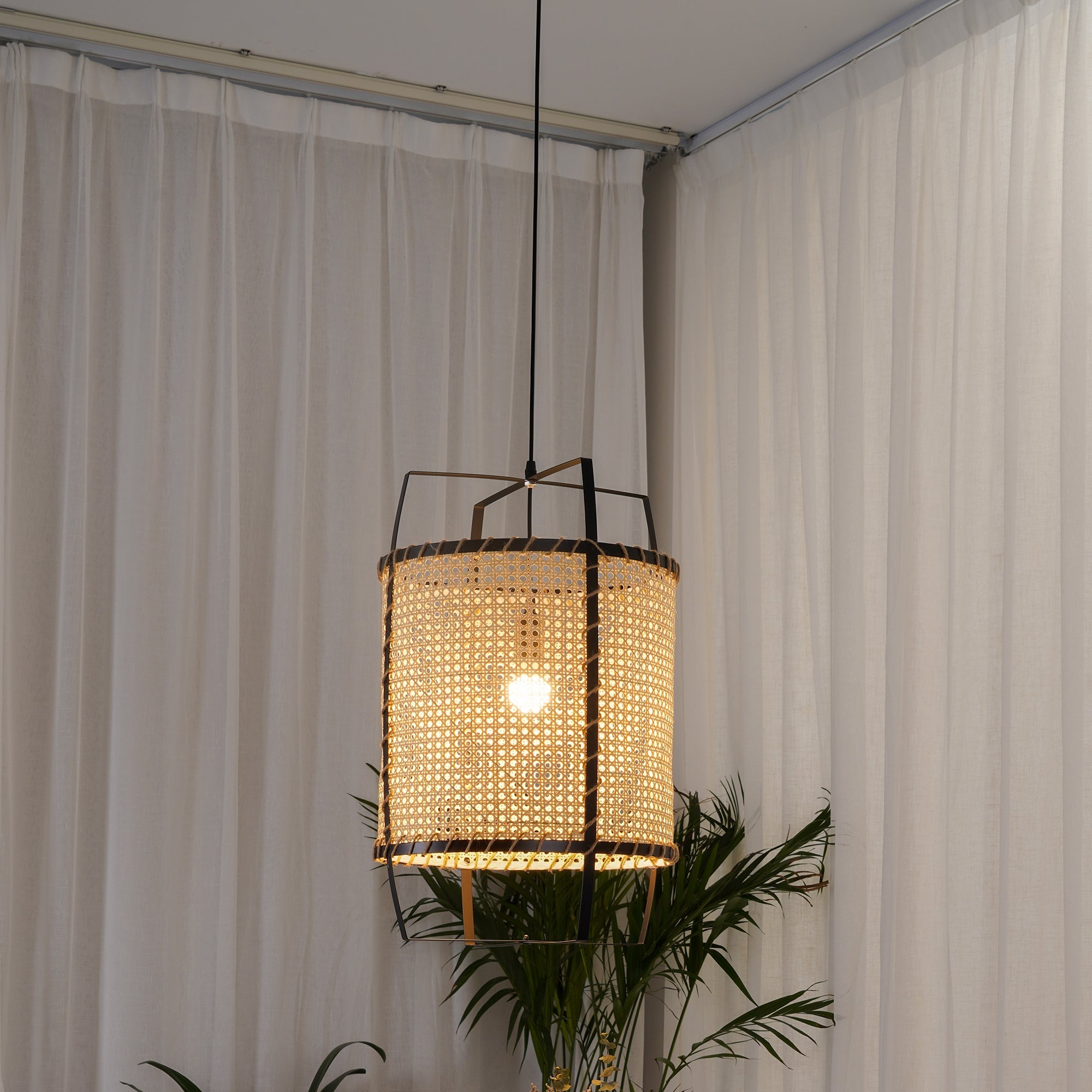 Rattan Cane Pendant Lamp