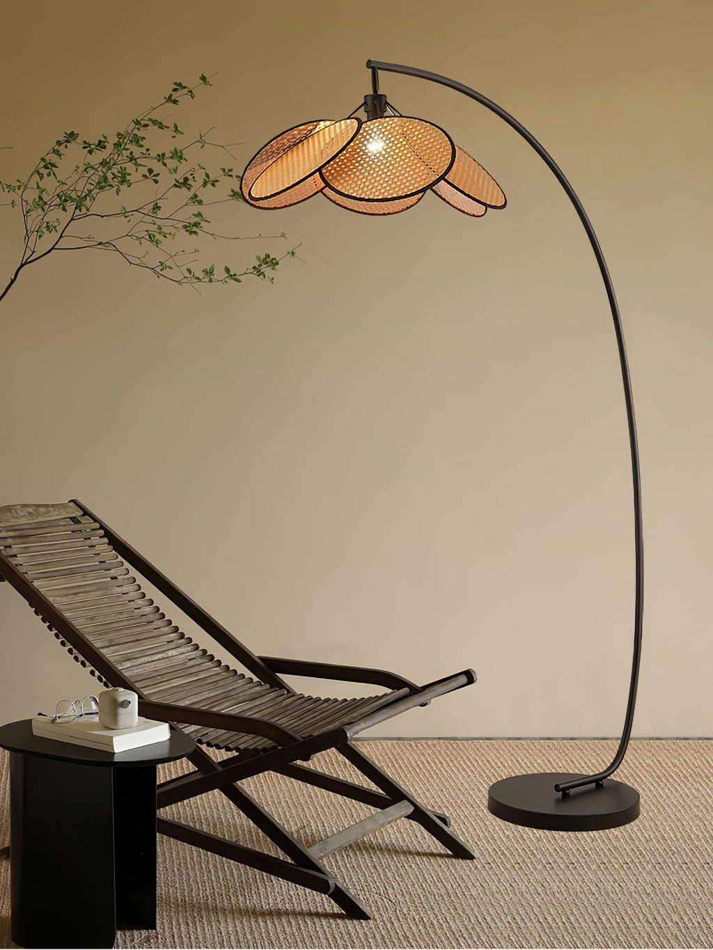 Rattan Bloom Arc Floor Lamp
