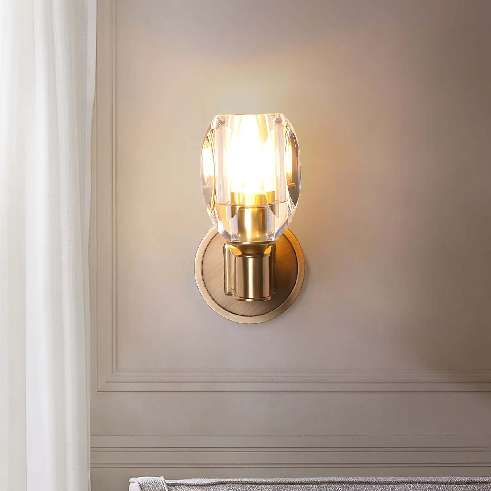Rimolyn Crystal Wall Lamp