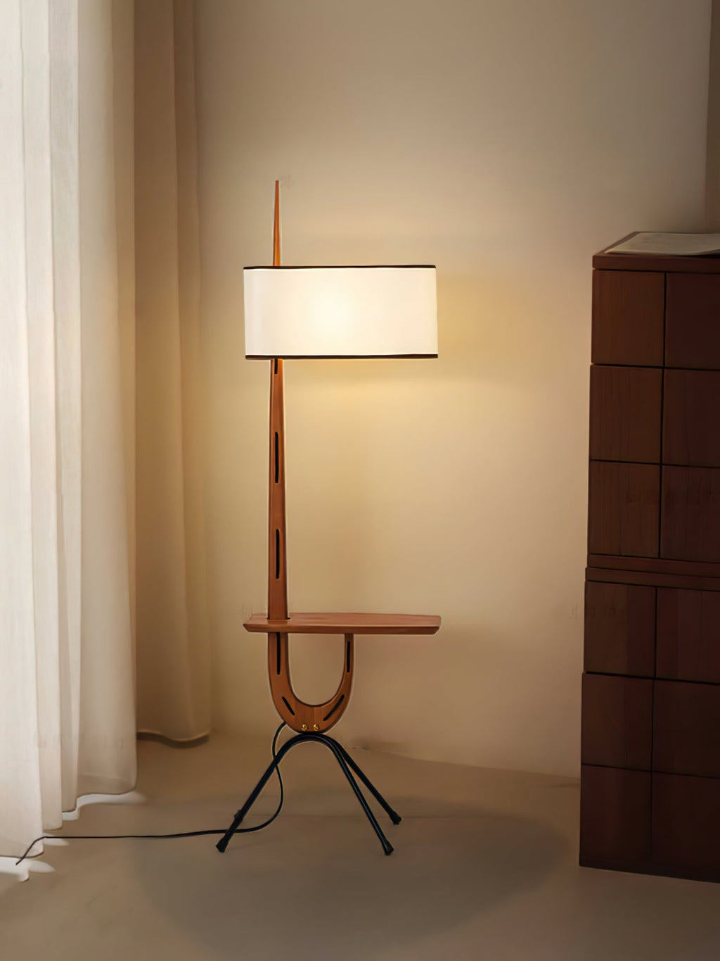 Rispal Giraffe Floor Lamp
