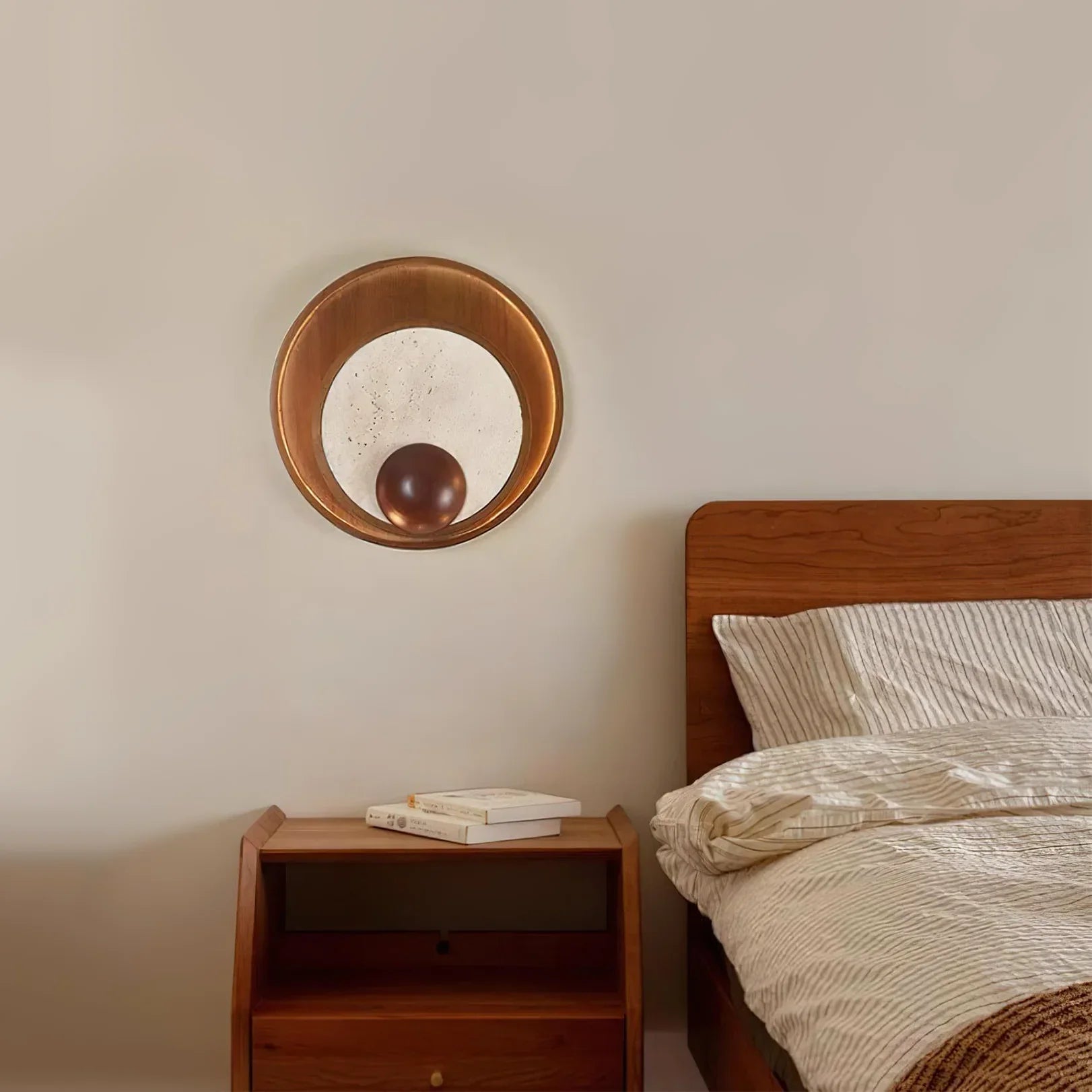 Round Kaplan Wall Lamp