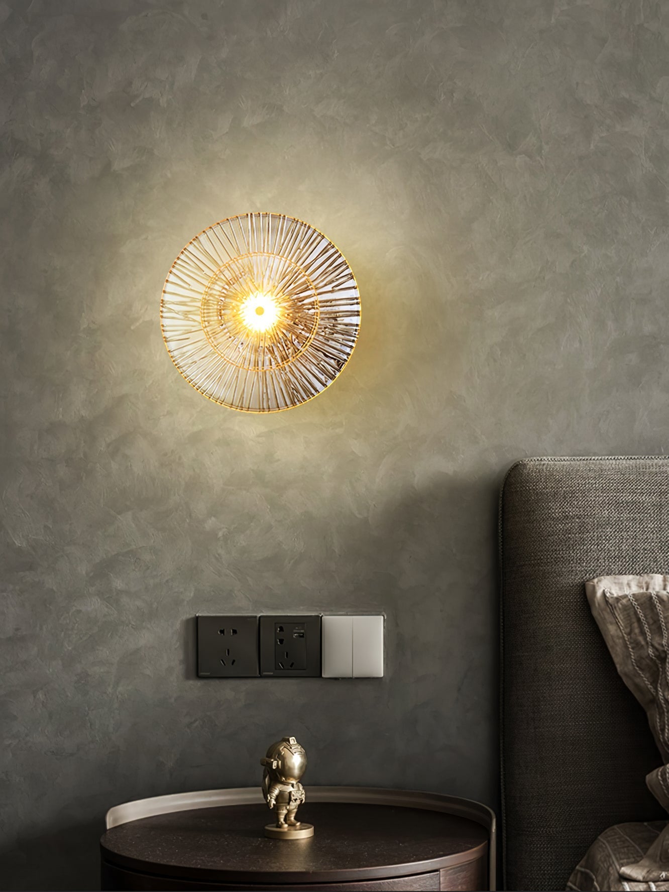 Round Crystal Wall Lamp