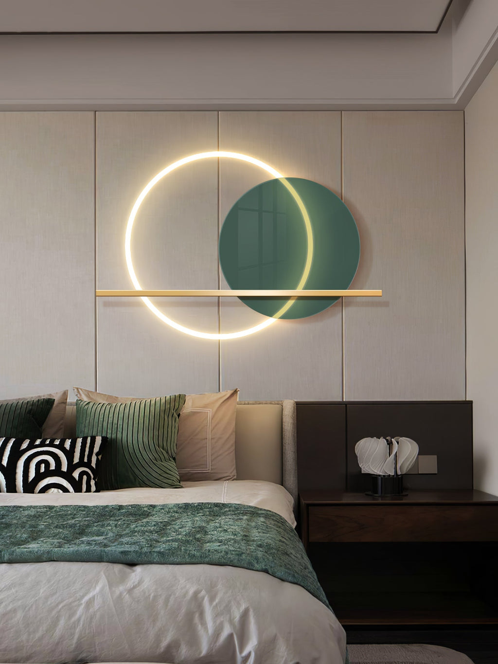 Round Cut Wall Lamp
