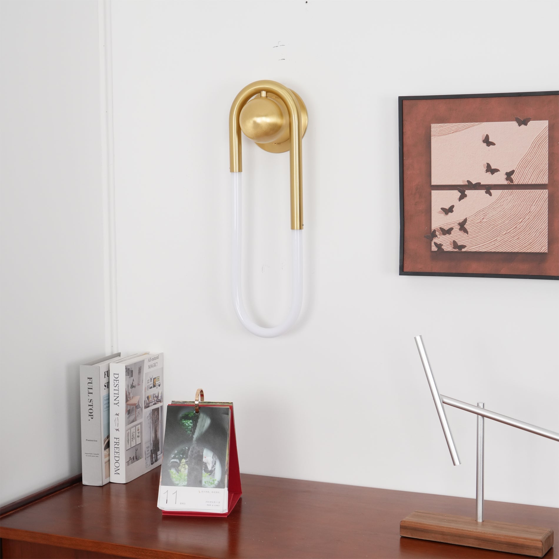 Rudi Loop Wall Sonce